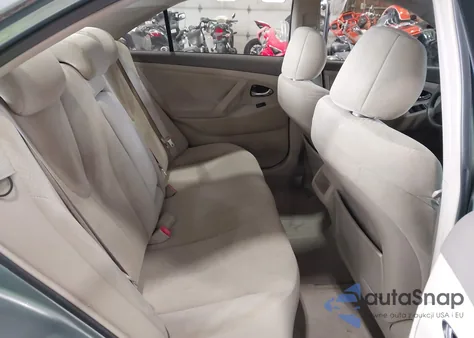 2007 Toyota Camry Le z USA, uszkodzony, nr VIN 4T1BE46K77U695277